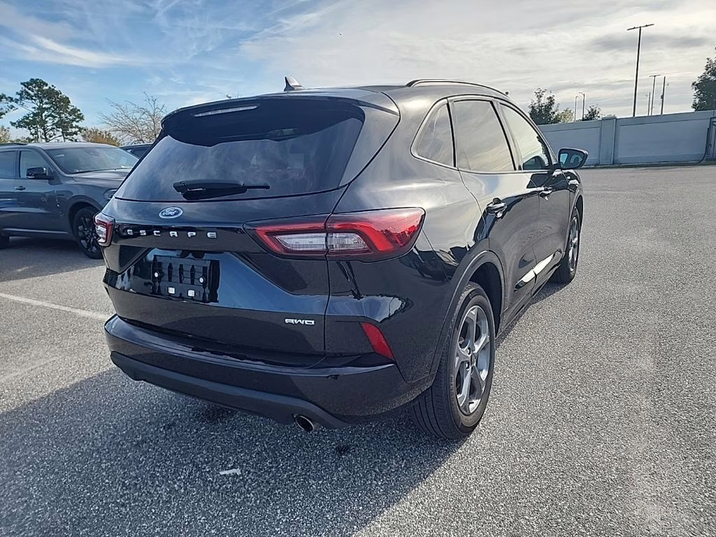 2024 rock metallic Ford Escape ST-Line AWD SUV