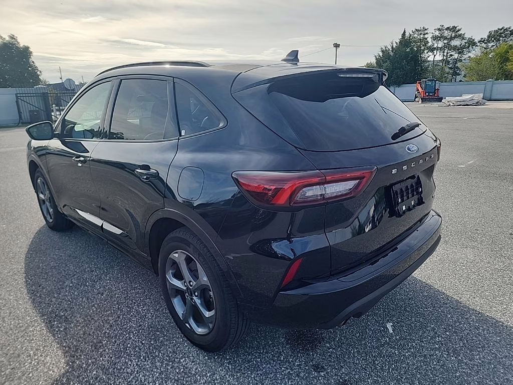 2024 rock metallic Ford Escape ST-Line AWD SUV