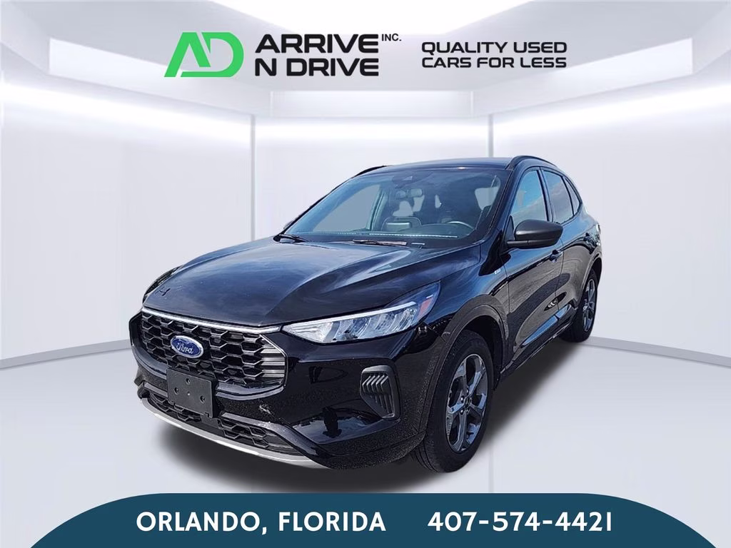 2024 rock metallic Ford Escape ST-Line AWD SUV