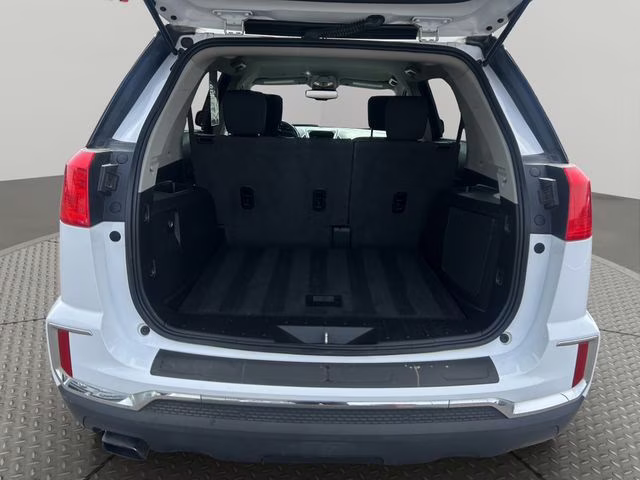 2017 Summit White GMC Terrain SLE-2 FWD SUV