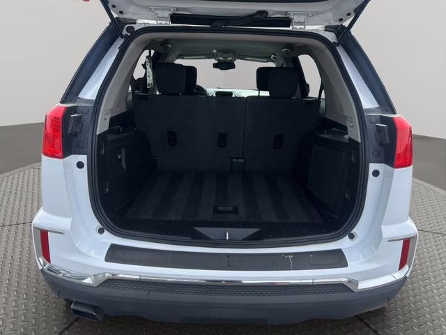 2017 Summit White GMC Terrain SLE-2 FWD SUV