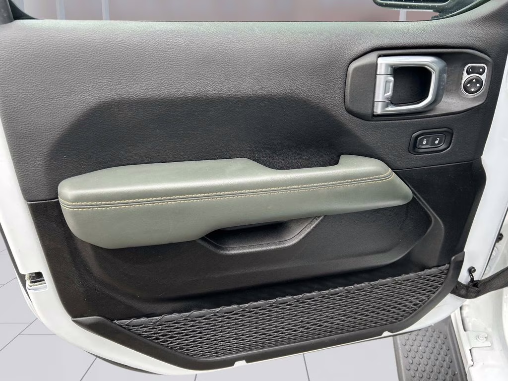 2024 Bright White Clearcoat Jeep Wrangler High Altitude 4xe 4X4 SUV