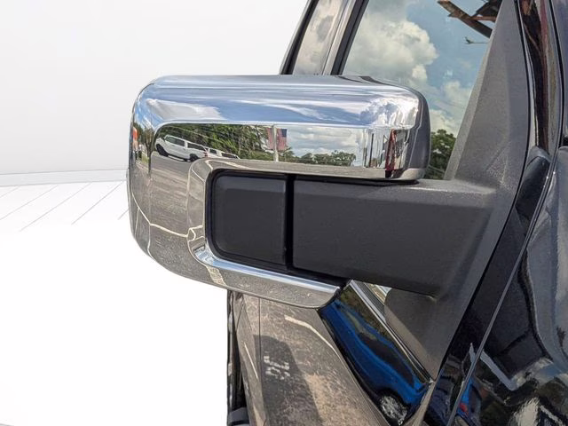 2023 Blue Metallic Ford F-150 Lariat 4X4 Truck