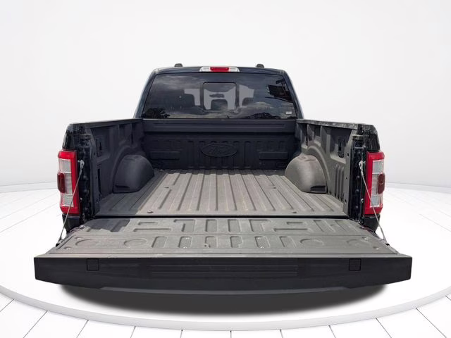 2023 Blue Metallic Ford F-150 Lariat 4X4 Truck