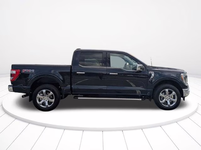 2023 Blue Metallic Ford F-150 Lariat 4X4 Truck