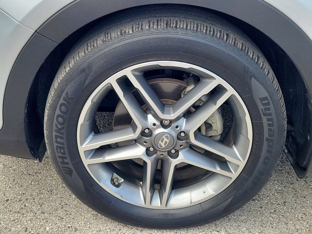 2018 Circuit Silver Hyundai Santa Fe XL Limited Ultimate FWD SUV