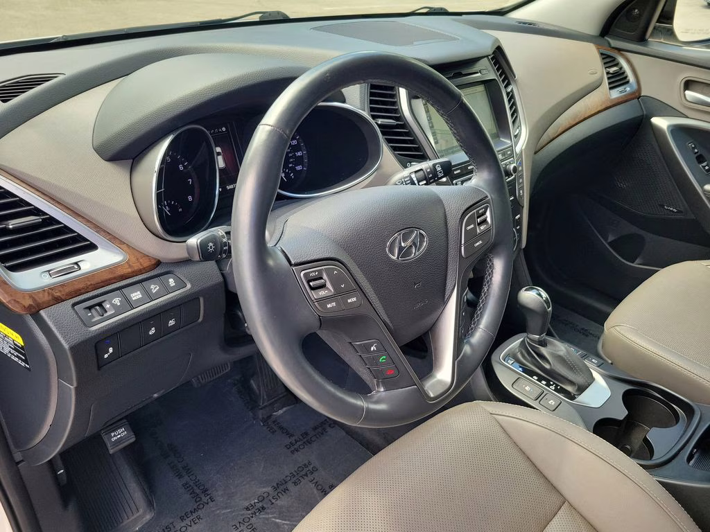 2018 Circuit Silver Hyundai Santa Fe XL Limited Ultimate FWD SUV