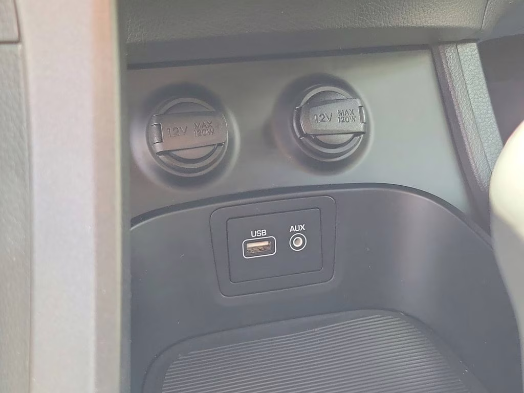 2018 Circuit Silver Hyundai Santa Fe XL Limited Ultimate FWD SUV