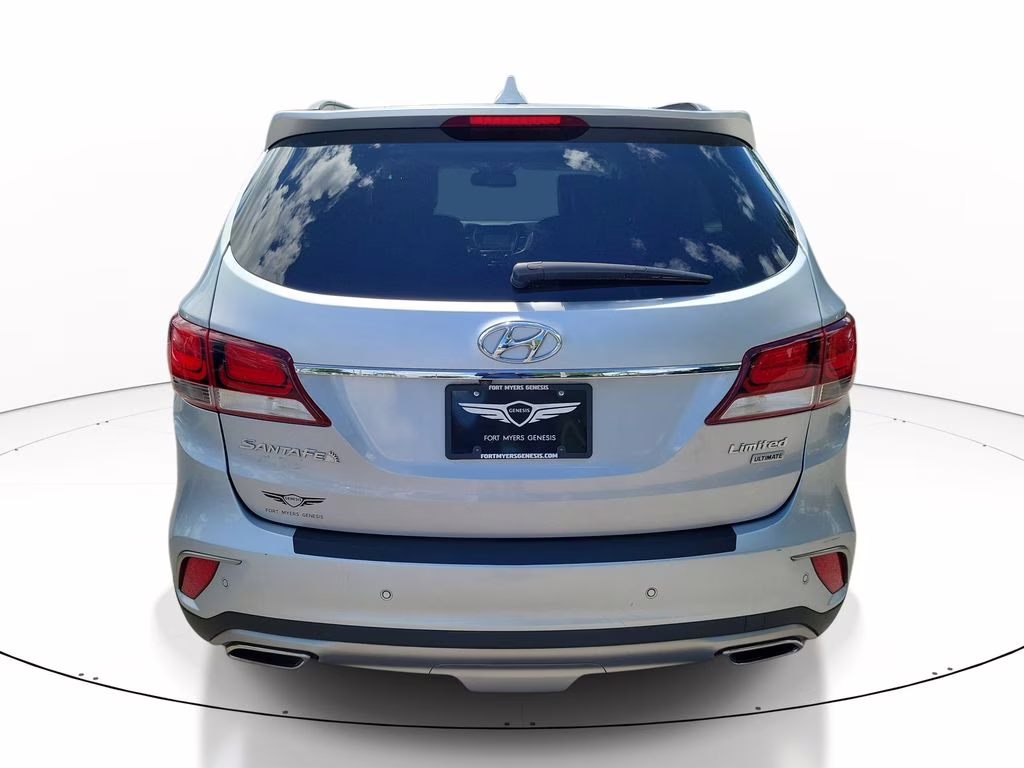 2018 Circuit Silver Hyundai Santa Fe XL Limited Ultimate FWD SUV