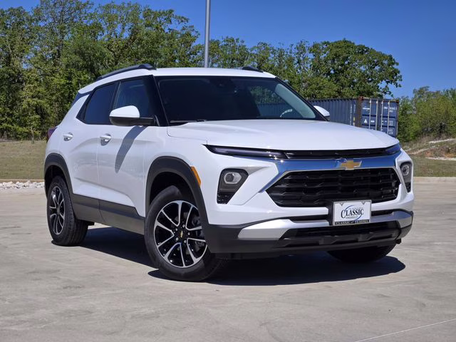 2026 Summit White Chevrolet Trailblazer LT FWD SUV