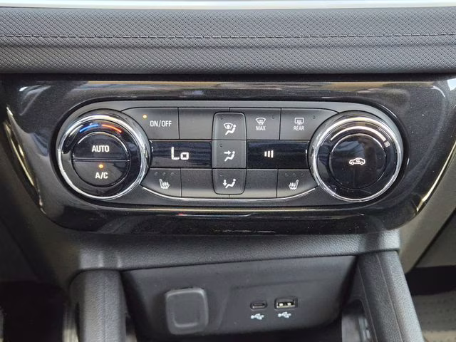 2026 Summit White Chevrolet Trailblazer LT FWD SUV