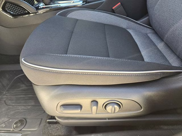 2026 Summit White Chevrolet Trailblazer LT FWD SUV