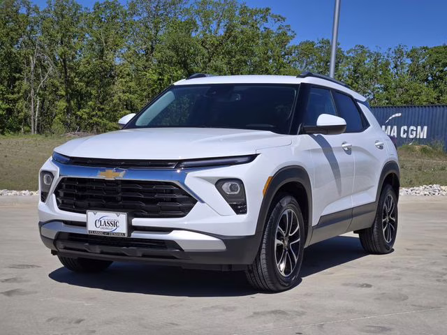 2026 Summit White Chevrolet Trailblazer LT FWD SUV