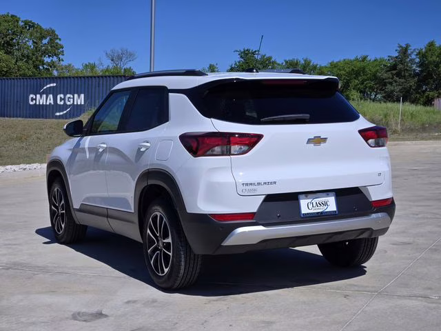 2026 Summit White Chevrolet Trailblazer LT FWD SUV