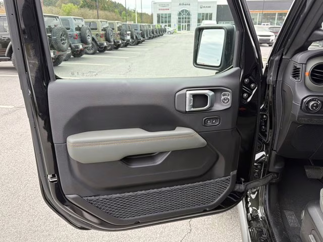 2026 Black Clearcoat Jeep Gladiator Mojave X 4X4 Truck