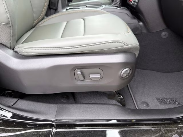 2026 Black Clearcoat Jeep Gladiator Mojave X 4X4 Truck