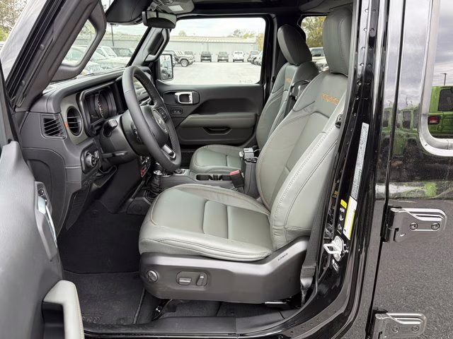 2026 Black Clearcoat Jeep Gladiator Mojave X 4X4 Truck