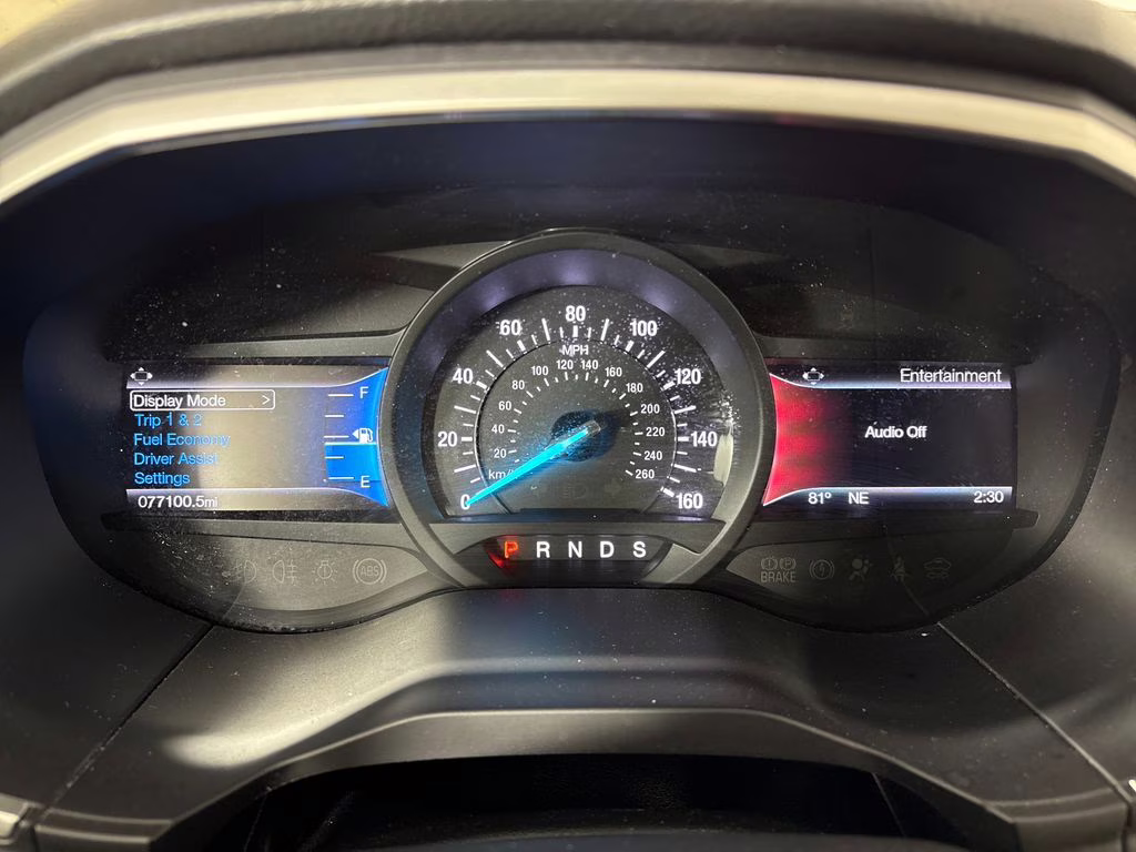 2017 Burgundy Ford Edge SEL FWD SUV