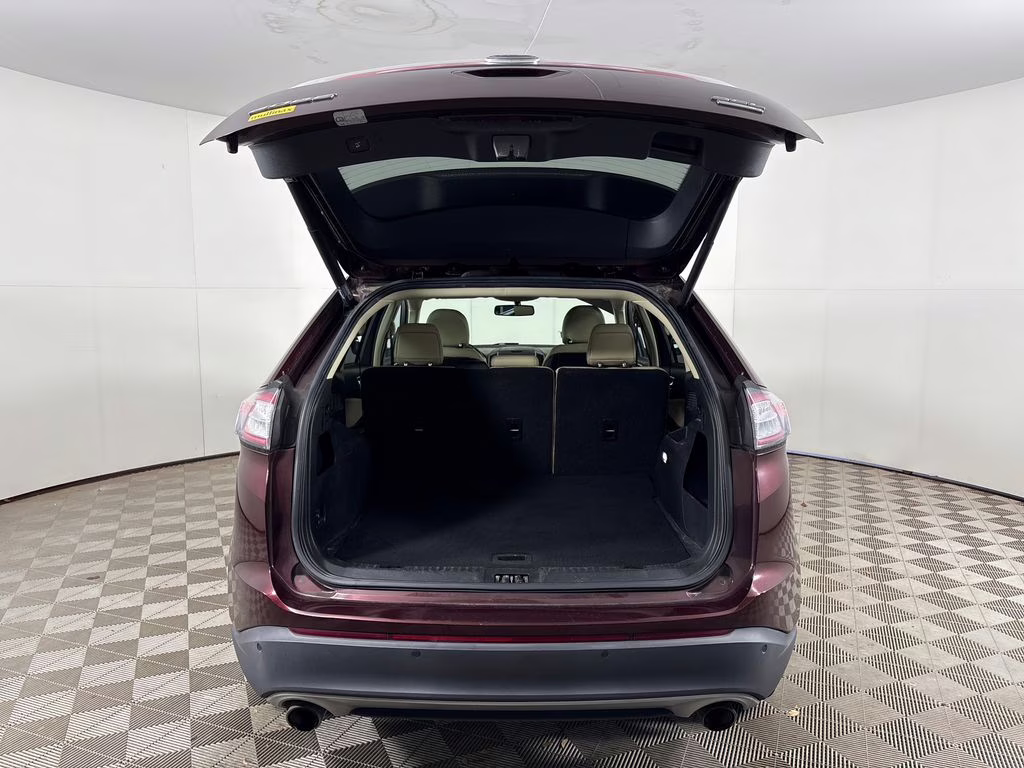 2017 Burgundy Ford Edge SEL FWD SUV