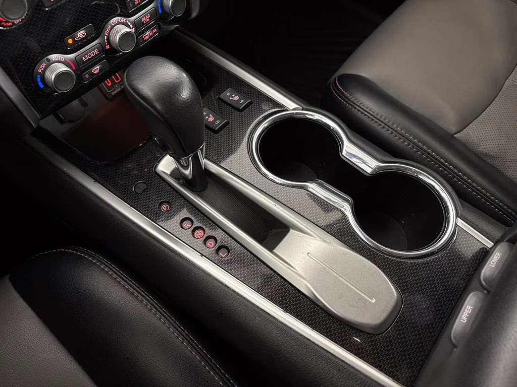 2020 Brilliant Silver Metallic Nissan Pathfinder SL FWD SUV