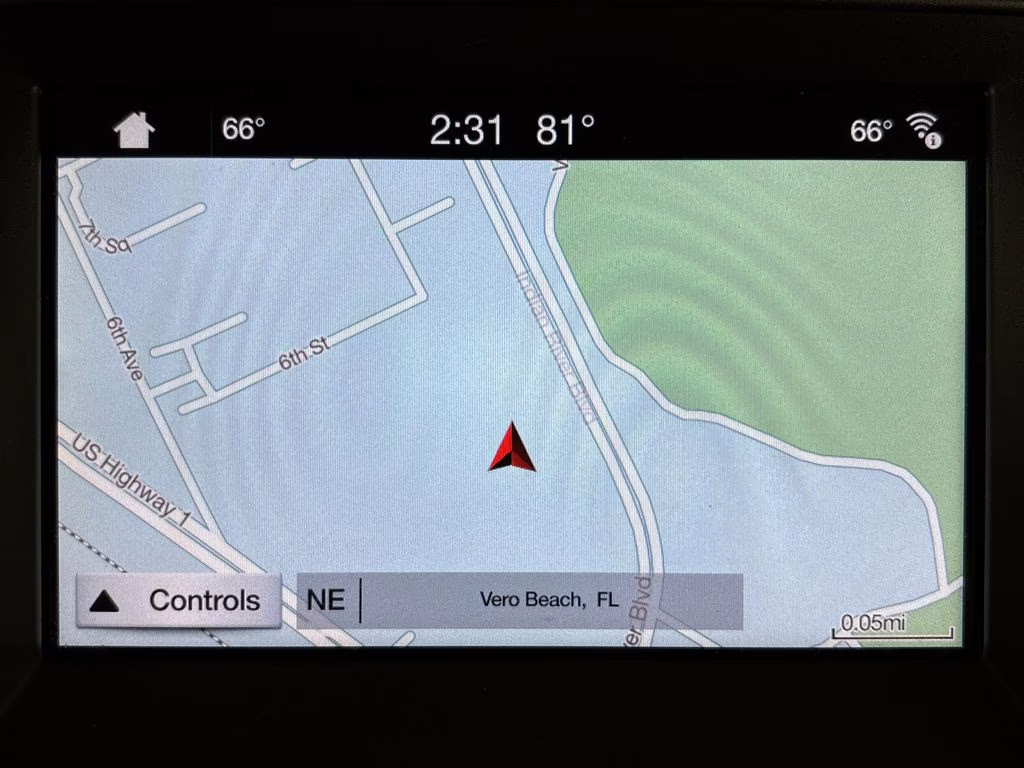 2017 Burgundy Ford Edge SEL FWD SUV