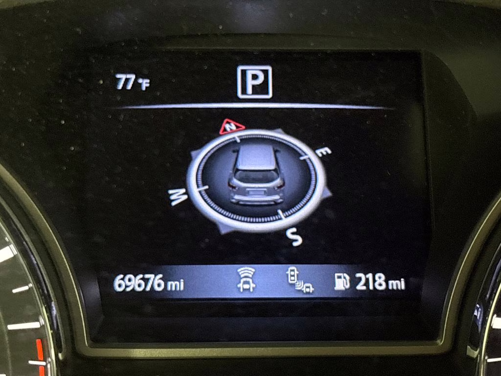 2020 Brilliant Silver Metallic Nissan Pathfinder SL FWD SUV