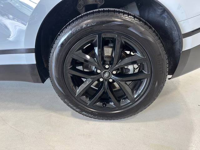 2025 Arroios Grey Metallic Land Rover Range Rover Velar Dynamic SE AWD SUV