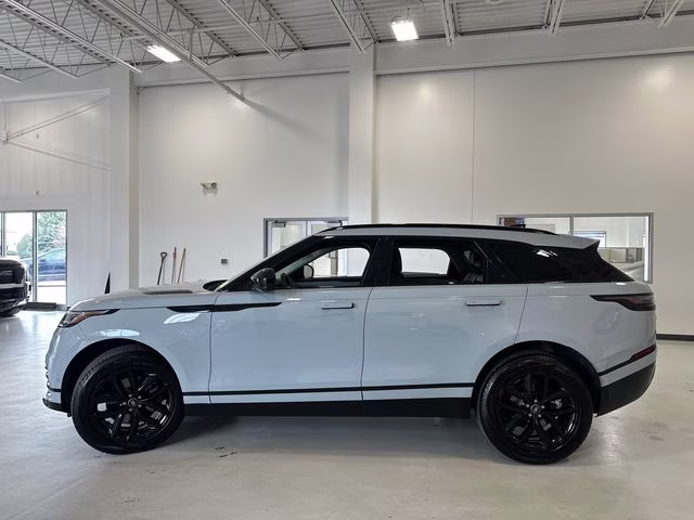 2025 Arroios Grey Metallic Land Rover Range Rover Velar Dynamic SE AWD SUV