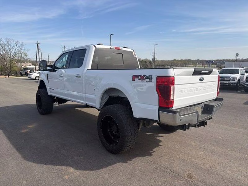 2022 Oxford White Ford Super Duty F-250 SRW XLT 4X4 Truck