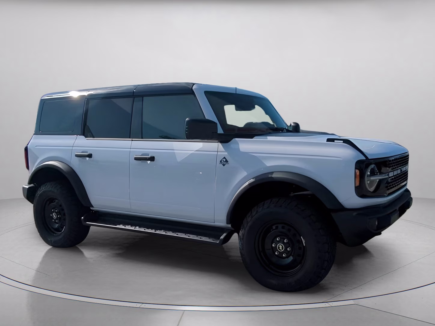 2026 Oxford White Ford Bronco Outer Banks 4X4 Convertible