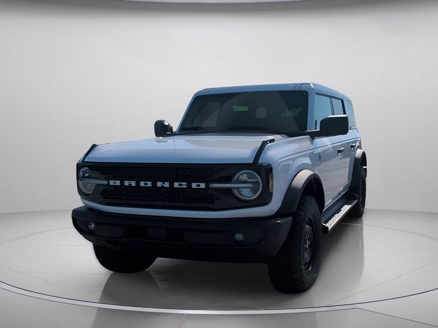 2026 Oxford White Ford Bronco Outer Banks 4X4 Convertible