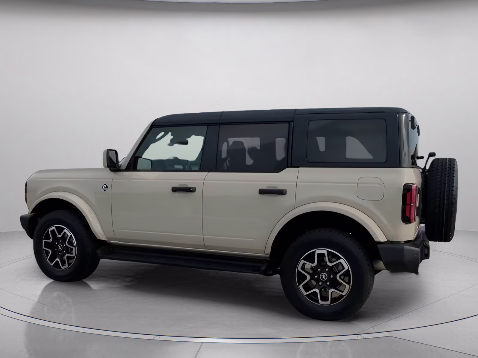 2026 Beige Ford Bronco Outer Banks 4X4 Convertible