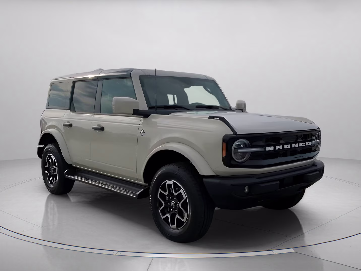 2026 Beige Ford Bronco Outer Banks 4X4 Convertible