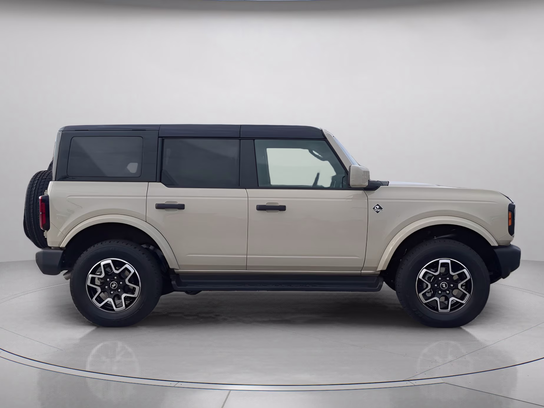 2026 Beige Ford Bronco Outer Banks 4X4 Convertible