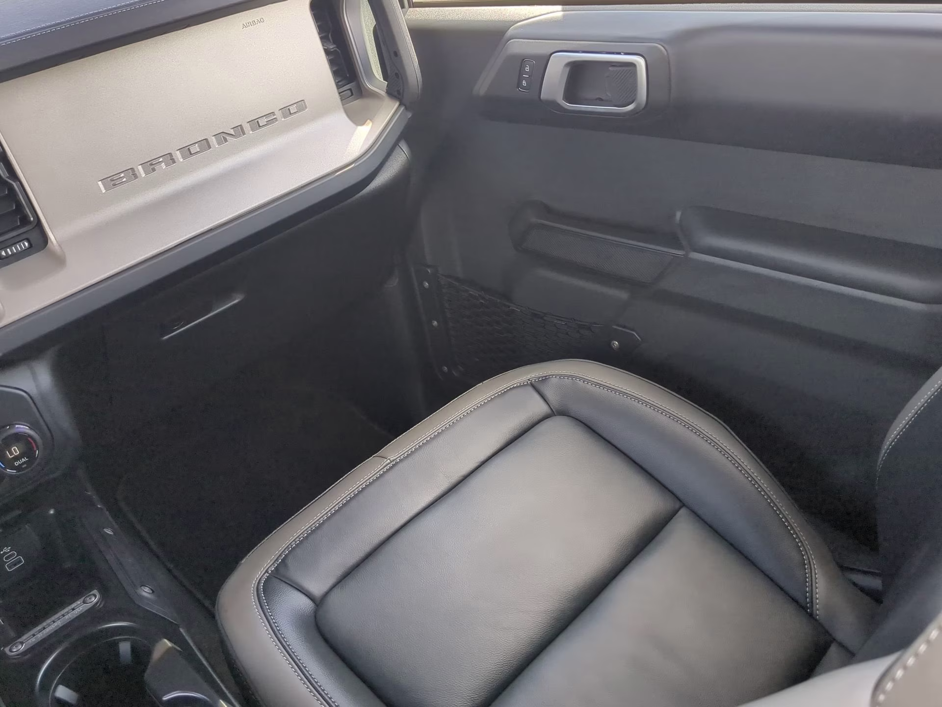 2026 Avalanche Gray Ford Bronco Outer Banks 4X4 Convertible