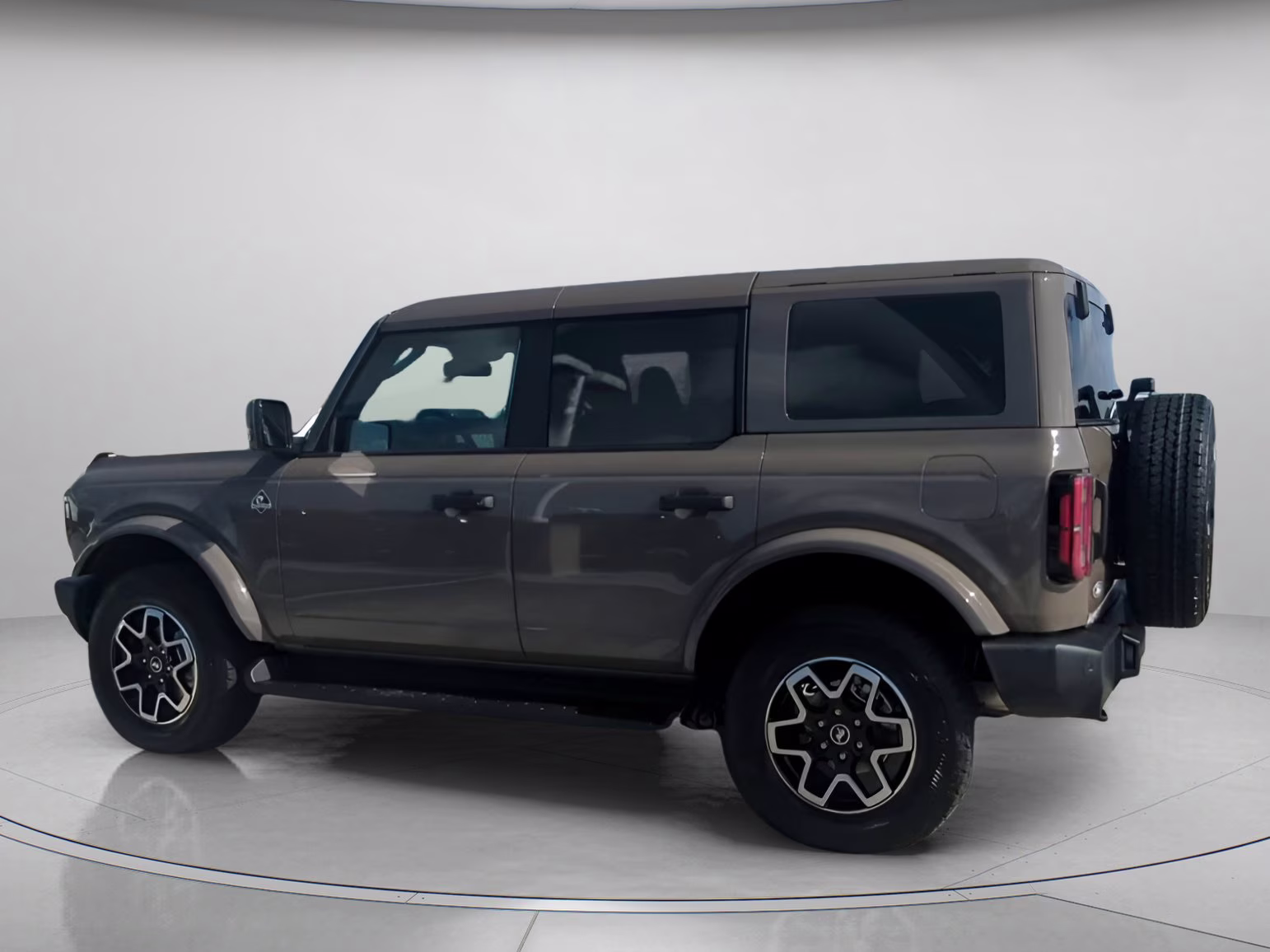 2026 Marsh Gray Ford Bronco Outer Banks 4X4 Convertible