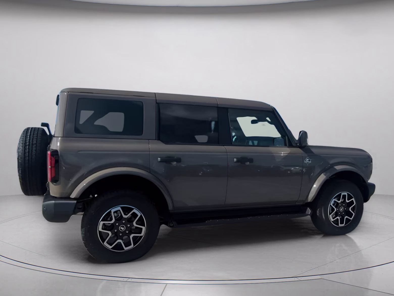 2026 Marsh Gray Ford Bronco Outer Banks 4X4 Convertible