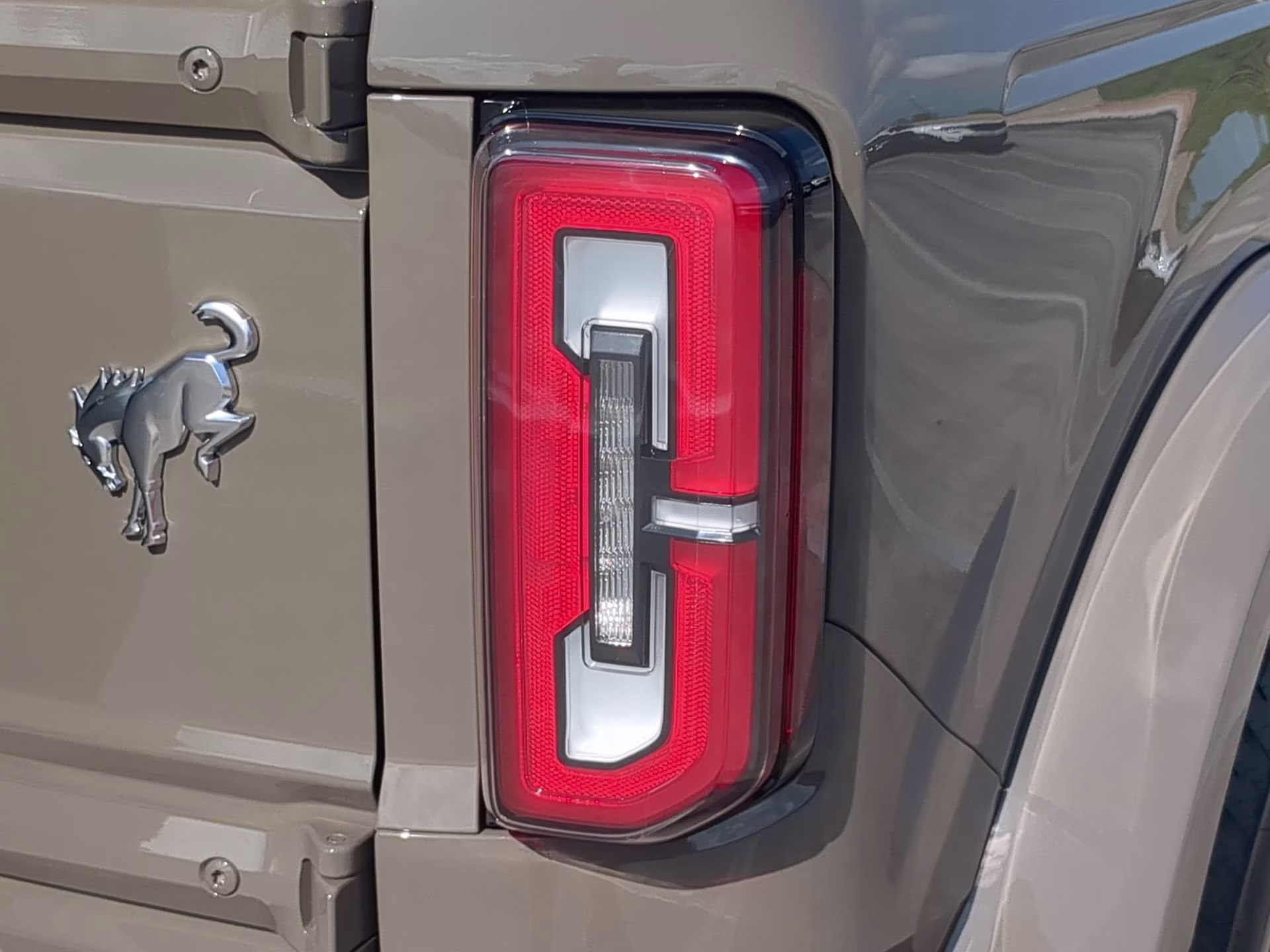 2026 Marsh Gray Ford Bronco Outer Banks 4X4 Convertible