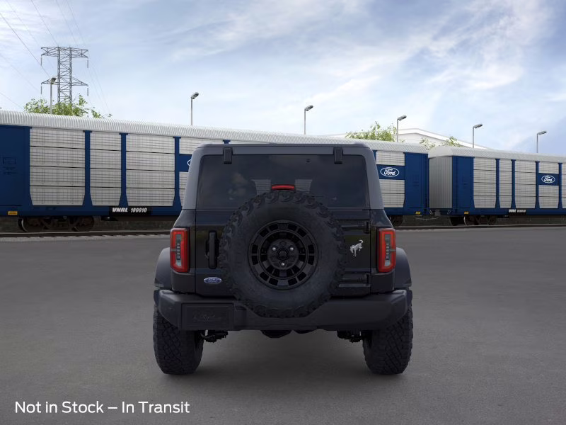 2026 Shadow Black Ford Bronco Outer Banks 4X4 Convertible