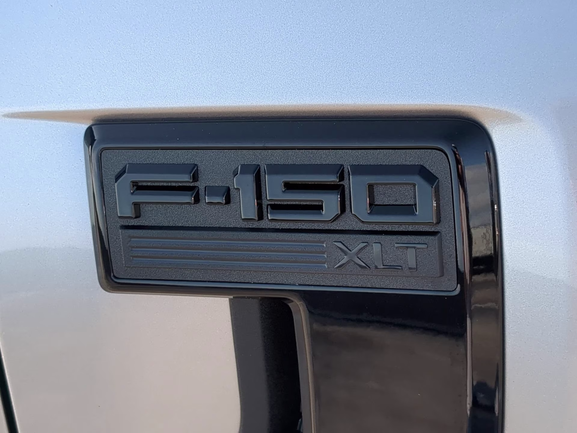 2026 Iconic Silver Metallic Ford F-150 XLT Crew Cab Pickup 4X4 Truck