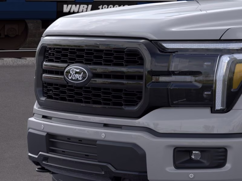 2026 Avalanche Ford F-150 LARIAT Crew Cab Pickup 4X4 Truck
