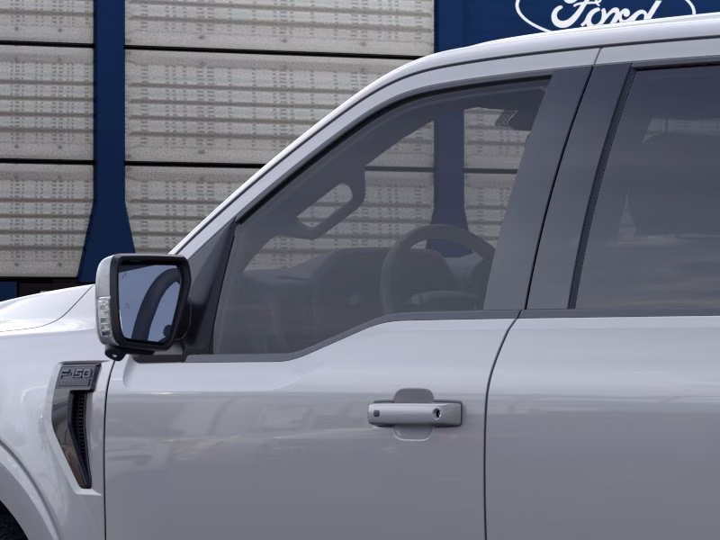 2026 Avalanche Ford F-150 LARIAT Crew Cab Pickup 4X4 Truck
