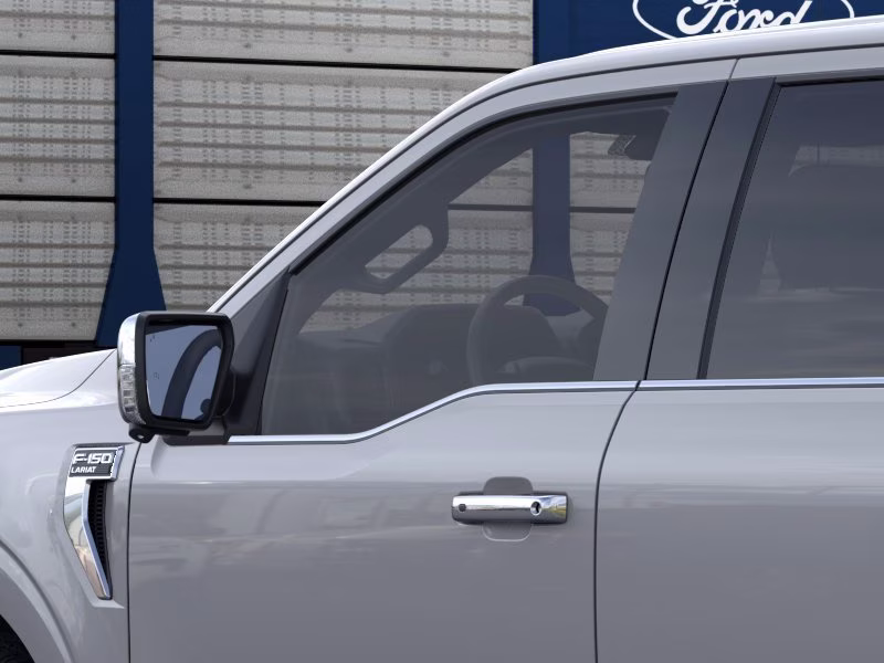 2026 Avalanche Ford F-150 LARIAT Crew Cab Pickup 4X4 Truck
