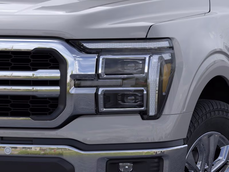 2026 Avalanche Ford F-150 LARIAT Crew Cab Pickup 4X4 Truck