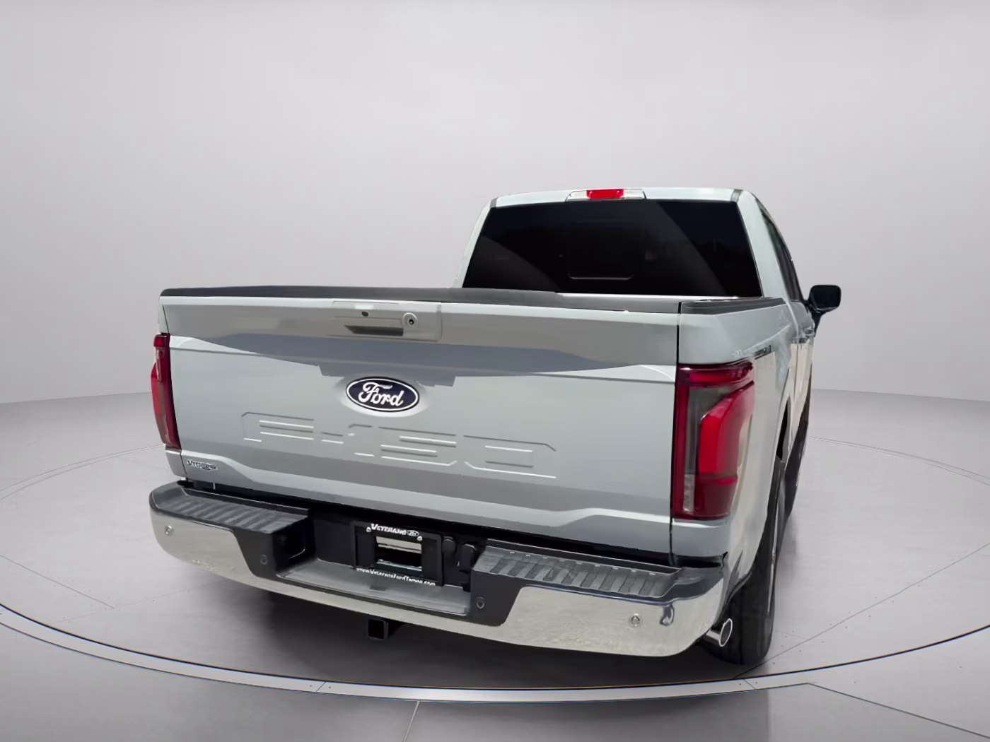 2026 Avalanche Ford F-150 LARIAT Crew Cab Pickup 4X4 Truck