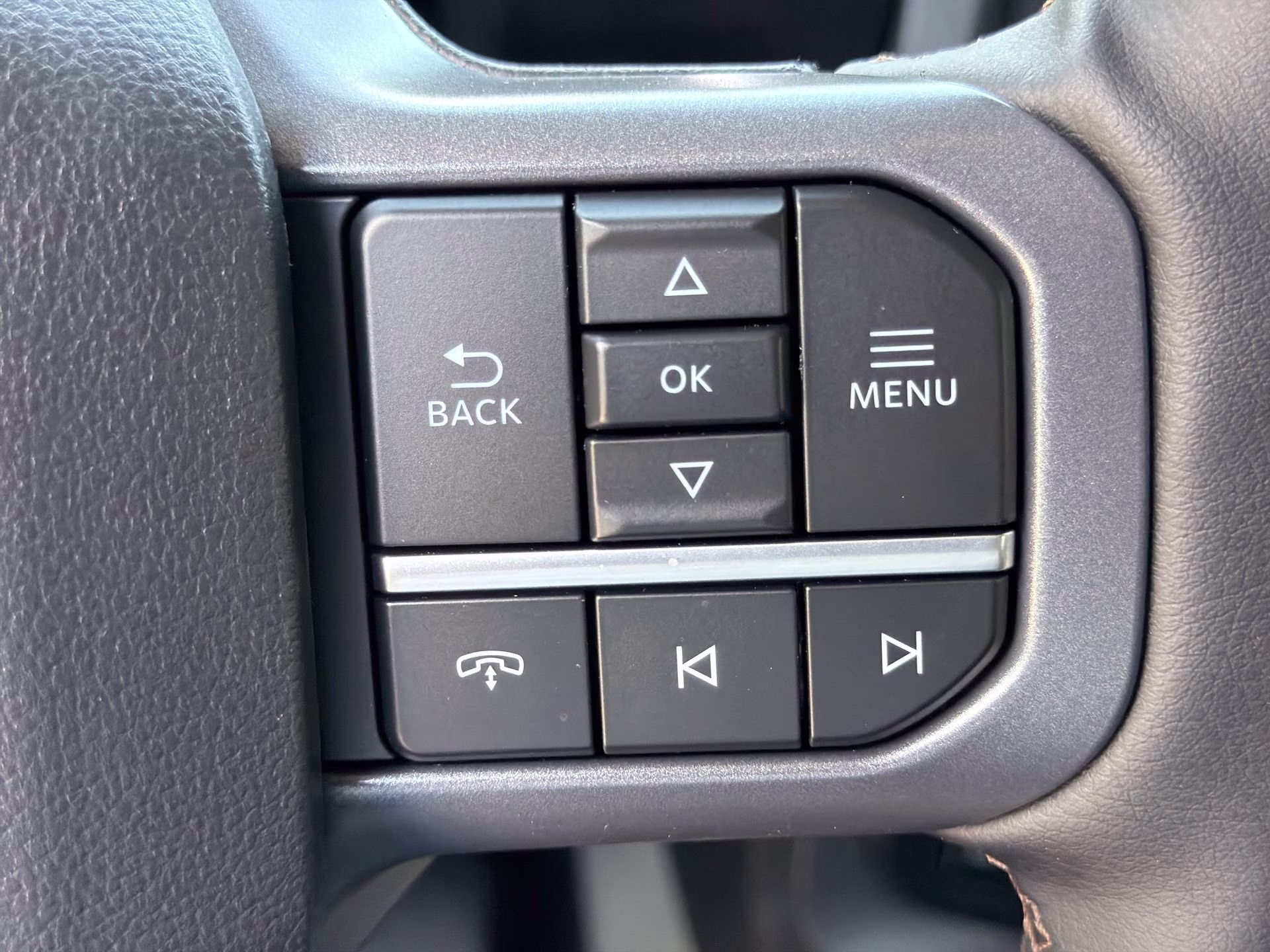 2026 Avalanche Ford F-150 LARIAT Crew Cab Pickup 4X4 Truck