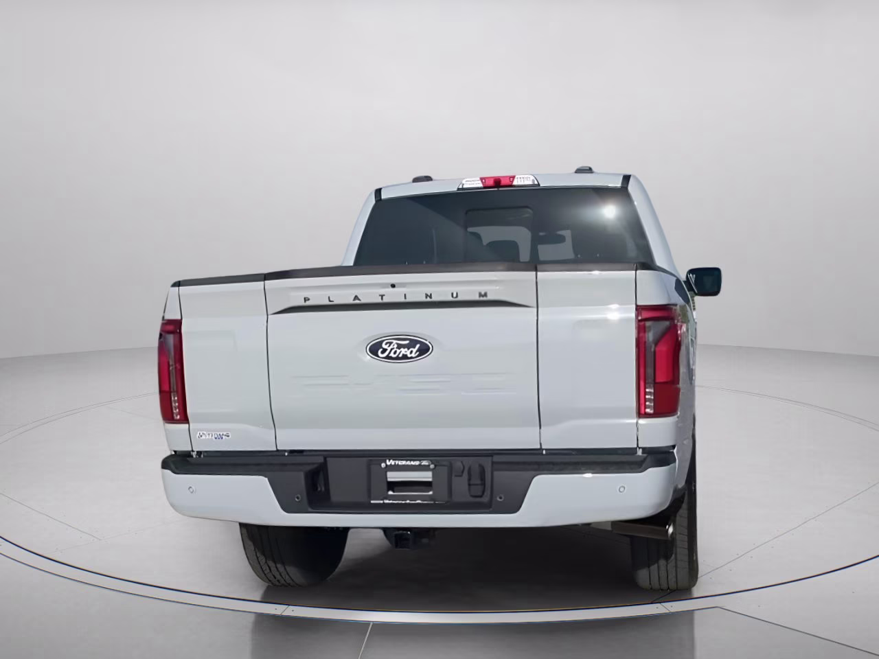 2026 Avalanche Ford F-150 Platinum Crew Cab Pickup 4X4 Truck