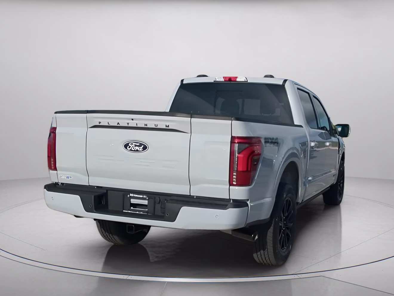 2026 Avalanche Ford F-150 Platinum Crew Cab Pickup 4X4 Truck