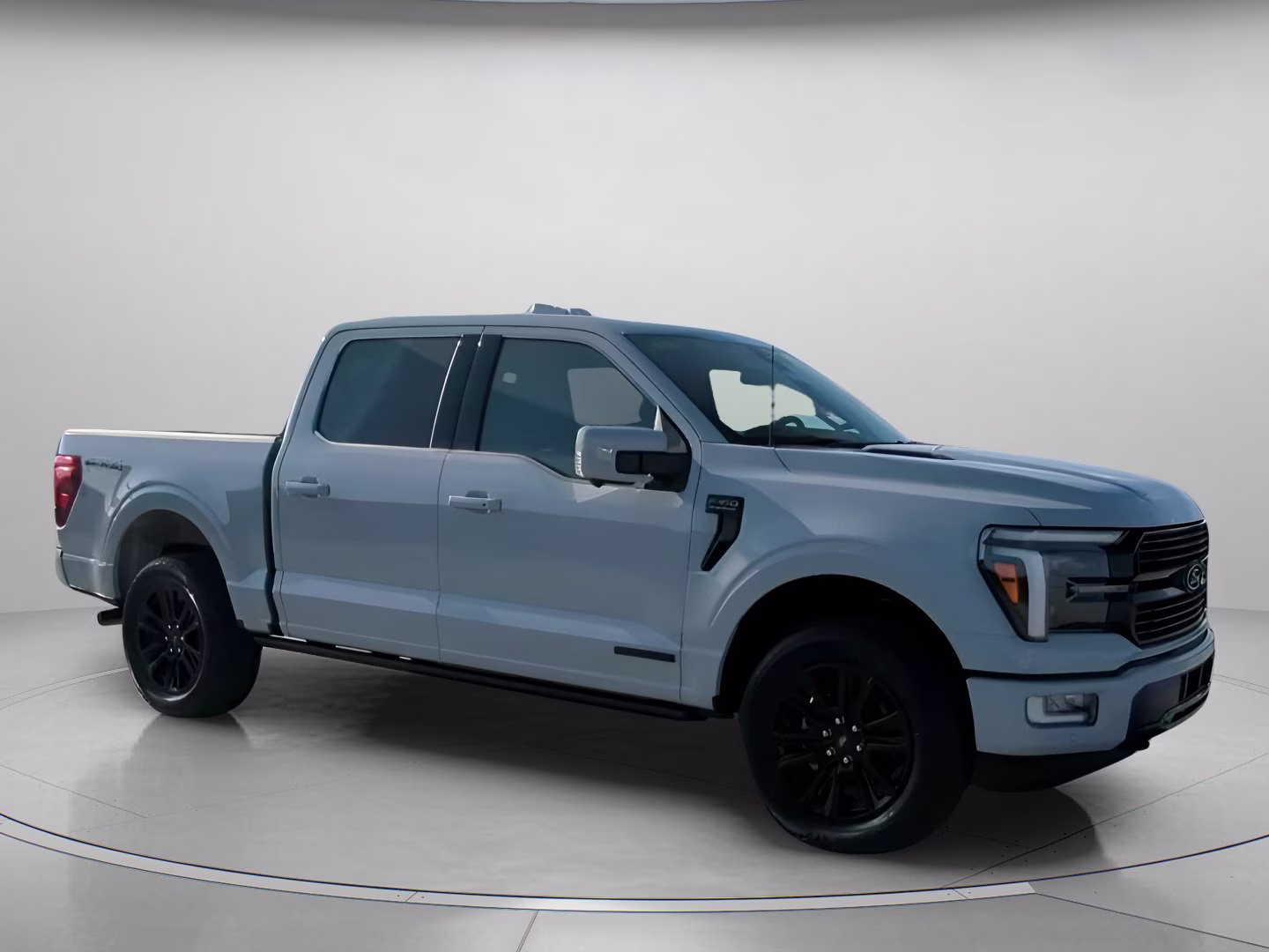 2026 Avalanche Ford F-150 Platinum Crew Cab Pickup 4X4 Truck