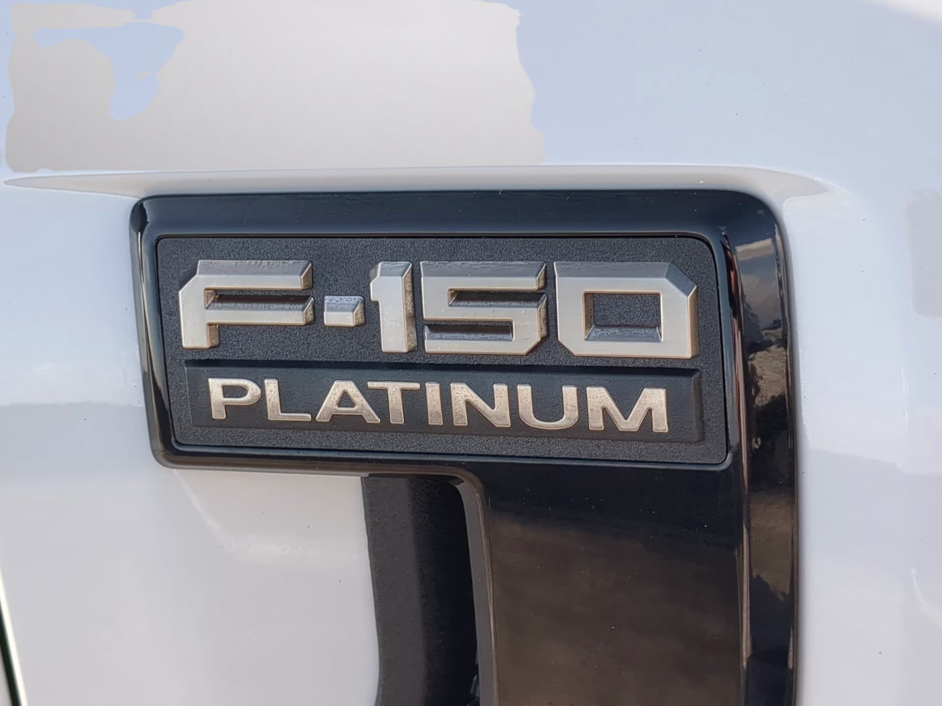 2026 Avalanche Ford F-150 Platinum Crew Cab Pickup 4X4 Truck